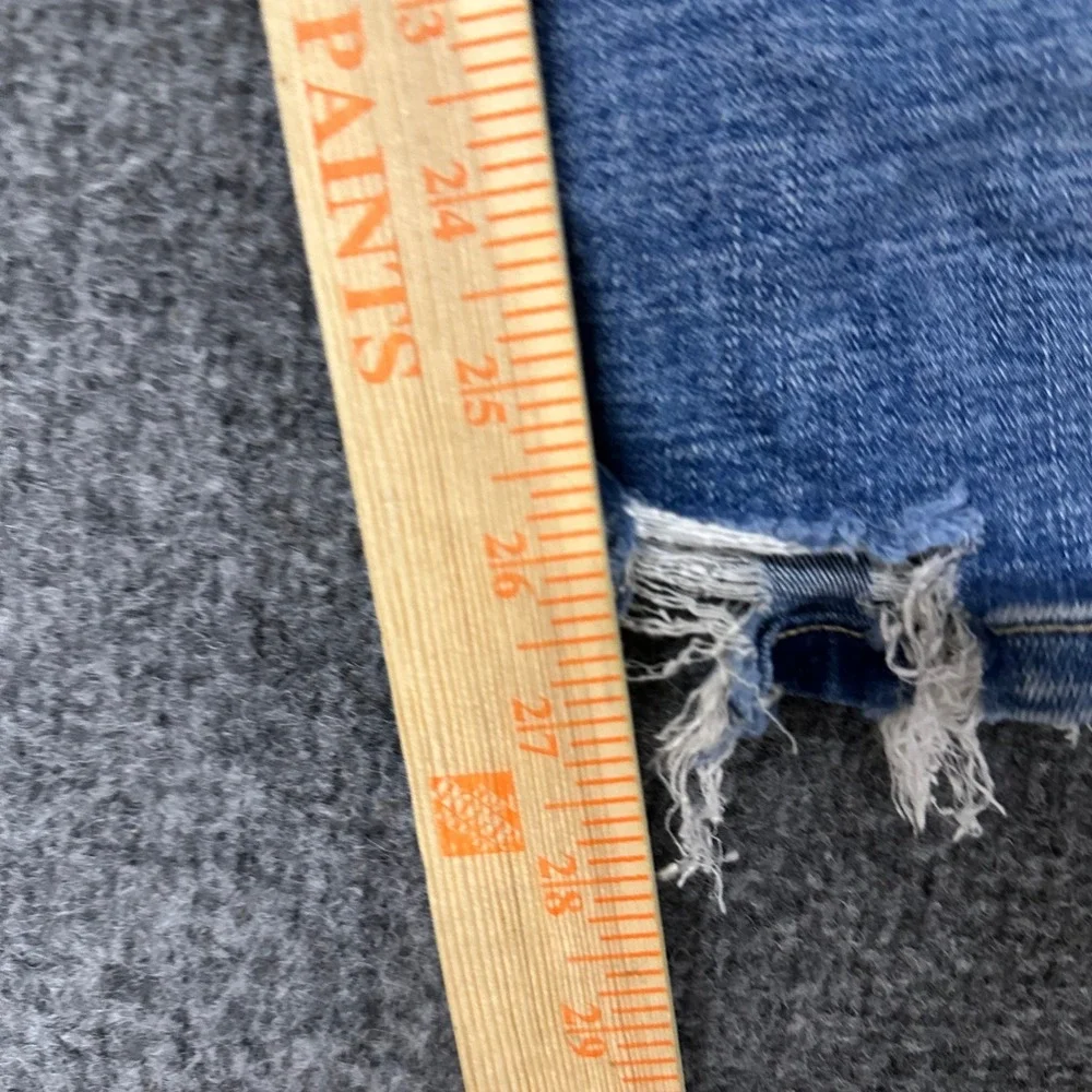 BKE Jeans Womens Size 26 Billie Slim Fit High Rise Distressed Blue Denim Frayed